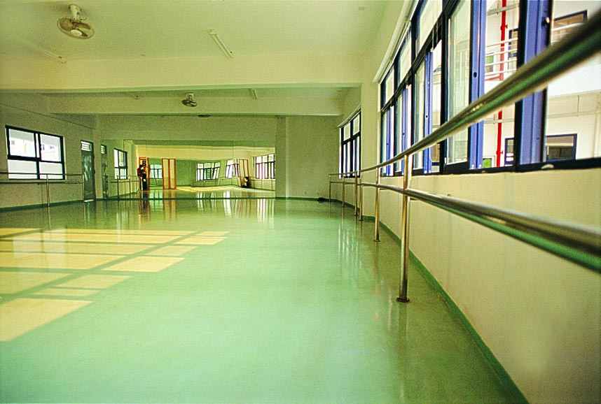 深圳市耀华外国语学校教室